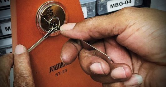 Lock Picking in Low-Light Conditions: A Guide