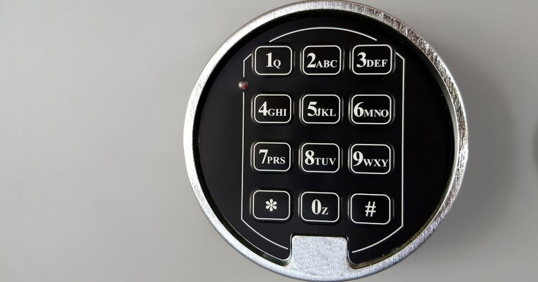 How Combination Locks Differ From Keyed Locks